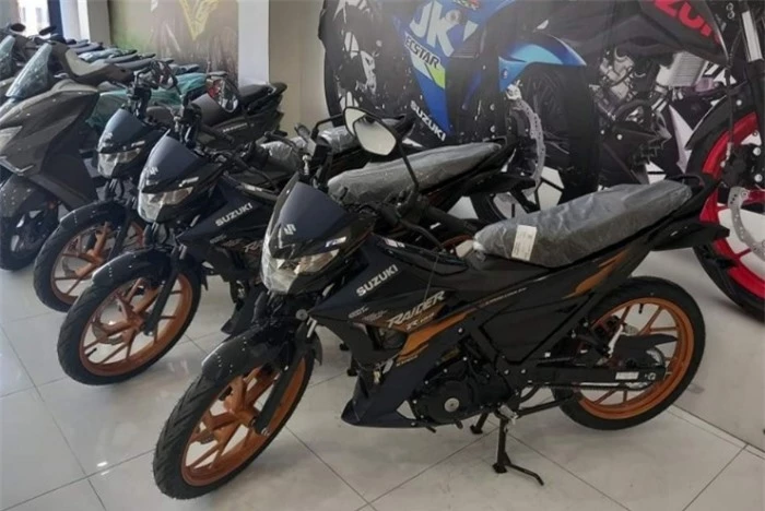 Đại chiến Yamaha Exciter 155 VVA, ‘ông trùm’ xe côn tay Suzuki 150cc giảm giá sâu hút khách Việt ảnh 1