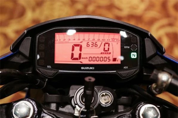 Đại chiến Yamaha Exciter 155 VVA, ‘ông trùm’ xe côn tay Suzuki 150cc giảm giá sâu hút khách Việt ảnh 6