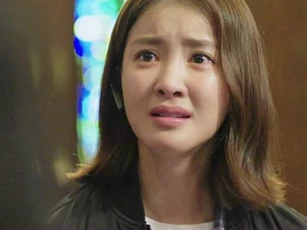 Vợ sắp đến ngày sinh nhưng chồng vẫn lén đưa bồ đi du lịch và cái kết