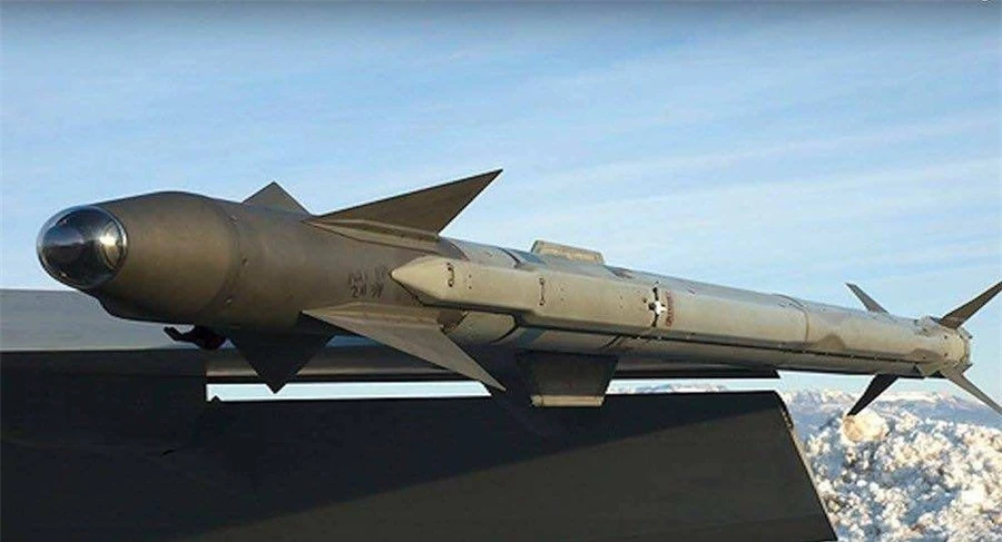 Morocco-To-Receive-317-AIM-9X-Block-II-Sidewinder-Missiles-from-US-Company.jpg