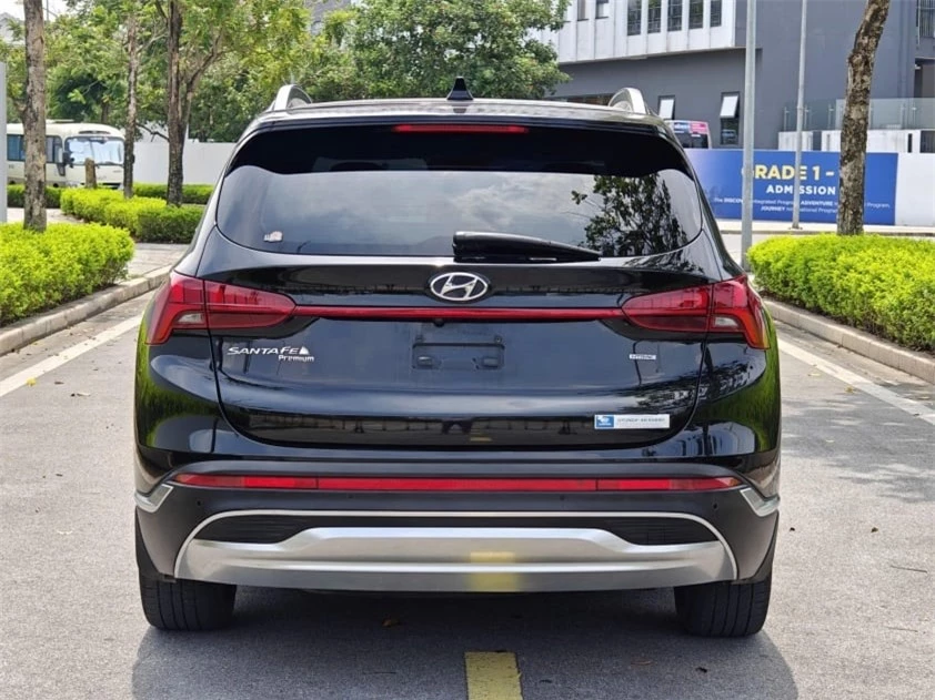 Hyundai SantaFe 2021 rao bán với giá ngỡ ngàng sau 3 năm sử dụng 525594