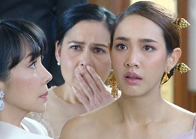 Ngày ông nội tôi sức khỏe suy yếu liền thông báo giao hết tài sản cho cháu gái là tôi, cả nhà bàng hoàng cho đến khi chú út lôi ra tờ giấy xét nghiệm ADN