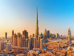 Khám phá thiên đường sa mạc xa hoa của Dubai