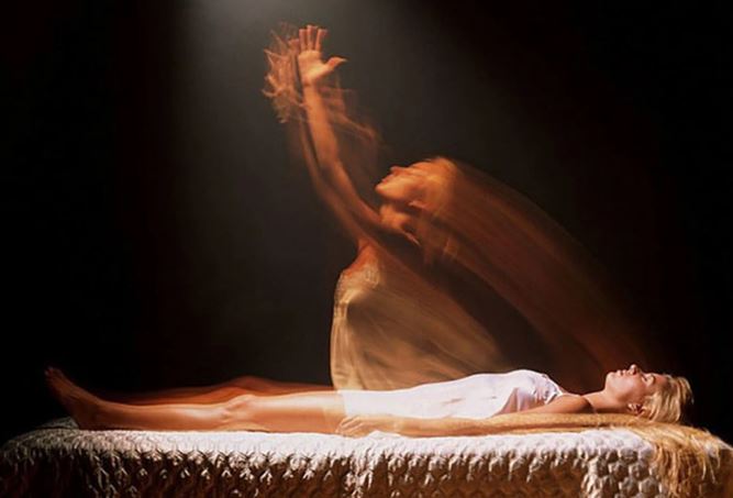 Giải mã bí ẩn về hiện tượng 'hồi quang phản chiếu' của con người trước khi chết