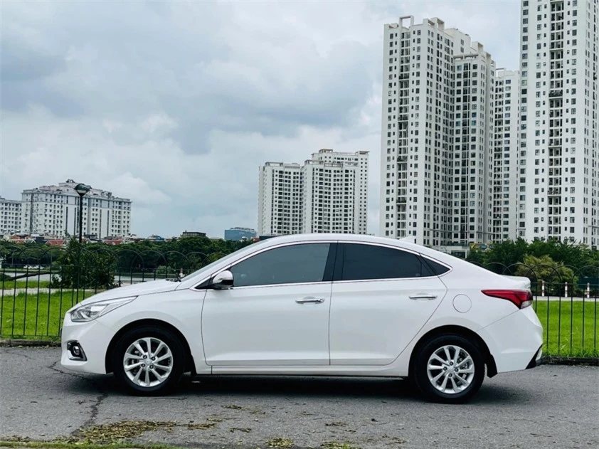 Hyundai Accent số tự động 2019 rao bán chưa đầy 400 triệu đồng sau 5 năm lăn bánh 526302