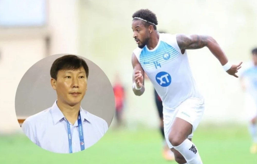 Rafaelson tiết lộ về cuộc trò chuyện với HLV Kim Sang Sik