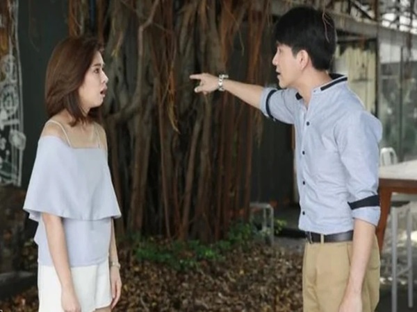 Chồng ăn chơi không biết lo cho gia đình, tôi tức giận bế con về nhà ngoại nhưng hành động của bố chồng mới là điều khiến tôi 'cực sốc'