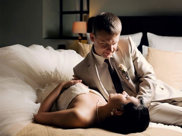 Chạnh lòng khi ngày cưới nhà chồng tổ chức trong căn nhà tồi tàn, nhưng đến tối hôm đó thì ngã ngửa với món quà tân lang tặng