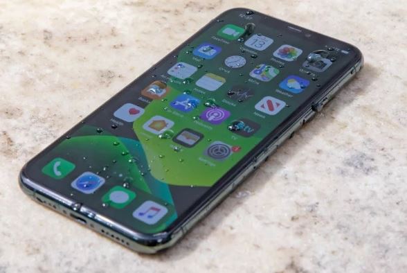 iPhone 11 Pro đầu tháng 9 cực rẻ, thấp hơn cả vua tầm trung Galaxy A55 5G, 3 mắt như iPhone 16 Pro