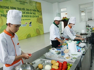 Giám đốc Novotel và Melia Hà Nội chia sẻ kinh nghiệm phục vụ khách Ấn Độ