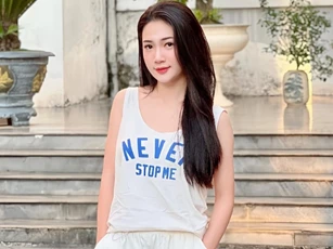 Nhan sắc đời thường xinh đẹp của nữ sinh Bắc Ninh lần đầu đóng phim VTV
