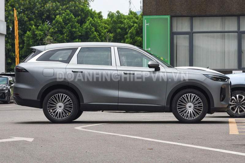 SUV công suất 254 mã lực, nội thất tiện nghi, giá hơn 420 triệu đồng, so kè cùng Hyundai Santa Fe