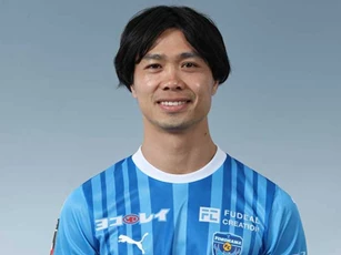 Công Phượng chia tay Yokohama FC, không thể đá lượt đi V.League 2024/25