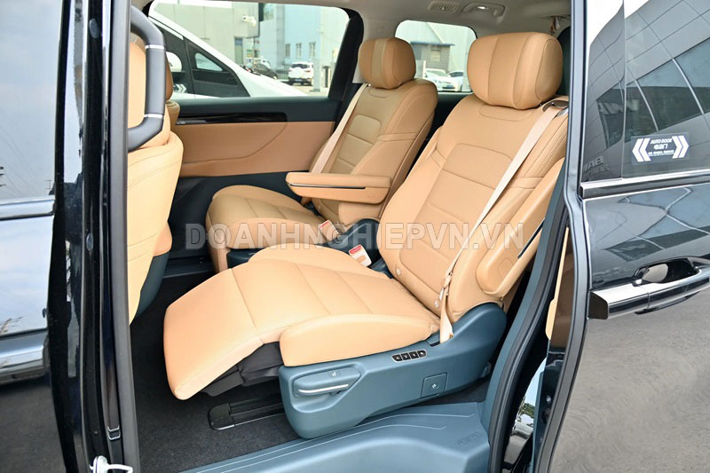 &#x2018;Chuy&#xEA;n c&#x1A1; m&#x1EB7;t &#x111;&#x1EA5;t&#x2019; ti&#x1EBF;t ki&#x1EC7;m x&#x103;ng h&#x1A1;n xe m&#xE1;y, gi&#xE1; g&#x1EA7;n 760 tri&#x1EC7;u &#x111;&#x1ED3;ng, c&#x1EA1;nh tranh Toyota Alphard