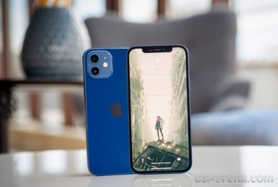 Đây là chiếc iPhone có màn OLED rẻ nhất Việt Nam hiện nay, rẻ hơn iPhone 16 cả chục triệu, vẫn dùng tốt 2 – 3 năm nữa