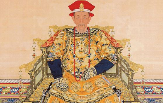 Vị hoàng đế nổi tiếng lịch sử Trung Quốc bắt con đi bộ 5km đến lớp học, đọc 1 cuốn sách 240 lần/ngày