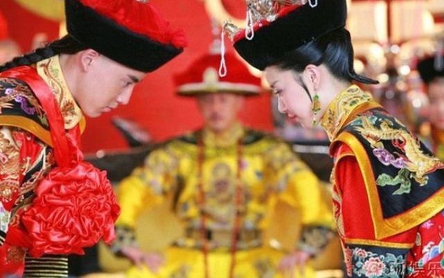 Tại sao con rể của hoàng đế lại được gọi là 'phò mã'? Giữa công chúa và phò mã có quan hệ gì?