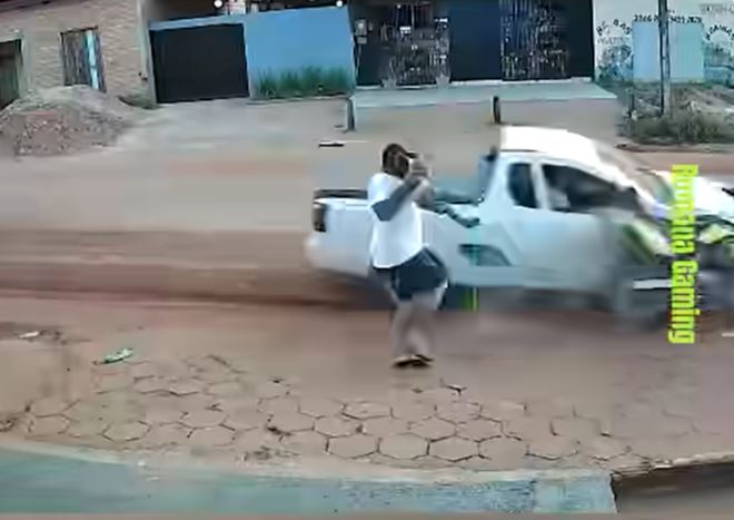 CLIP: Những pha thoát chết ngoạn mục nhờ 'thần chết ngủ quên'