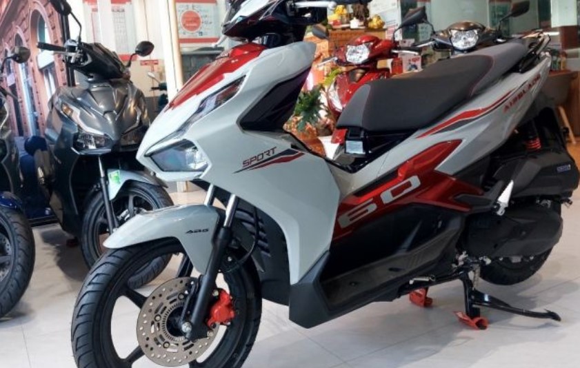 Giá xe Honda Air Blade 2025 giữa tháng 9/2024 rẻ hiếm thấy, khách Việt ùn ùn săn đón vì quá hời