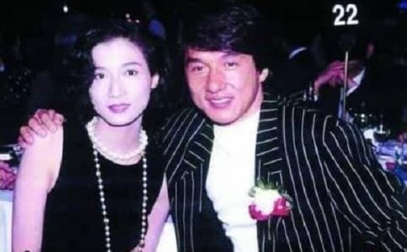 Thành Long khiến cô nổi tiếng nhưng cô cũng bị anh hủy hoại sự nghiệp, giờ sao nữ đã 45 tuổi, vẫn chưa lập gia đình và cuộc sống thật ảm đạm