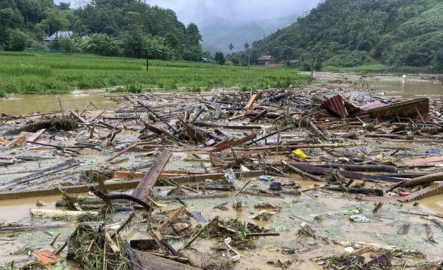 Chủ tịch VST kêu gọi ủng hộ đồng bào khắc phục thiệt hại do bão số 3

