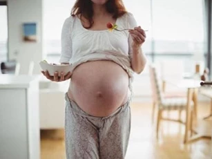 Nguyên nhân đi tiểu nhiều khi mang thai là gì? Làm 3 điều này, mẹ bầu sẽ không cần phải thức dậy thường xuyên nữa