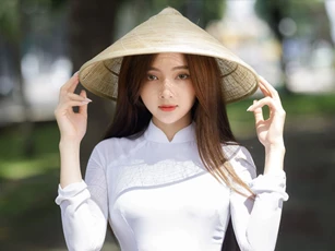 11 năm trước bất ngờ nổi đình đám, "hot girl ảnh thẻ" giờ ra sao?