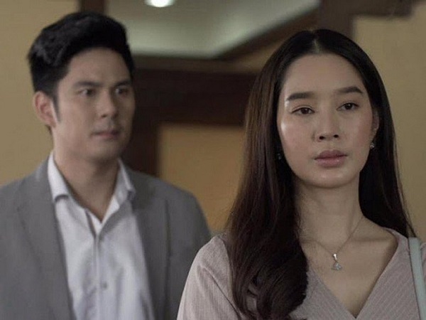 Đi khám thai bị nhân tình của chồng ‘phục kích’, vài giây sau chồng làm hành động khiến tôi choáng váng