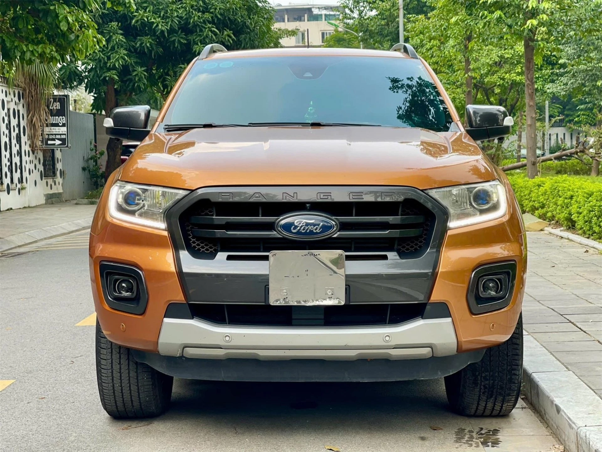 Bất ngờ giá rao bán Ford Ranger Wildtrak 2019 sau 5 năm lăn bánh 529659