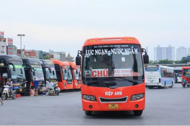 Đề xuất mới quy định về niên hạn xe ô tô kinh doanh vận tải