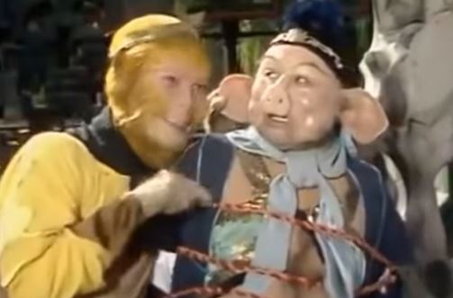 Tây Du Ký 1986: Trước khi nên duyên huynh đệ, Trư Bát Giới từng 'ghi thù' Tôn Ngộ Không 1 chuyện suốt hơn 500 năm
