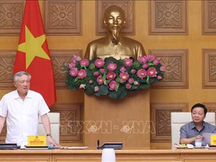 Khẩn trương tháo gỡ vướng mắc cho các dự án, đất đai để phát triển kinh tế - xã hội