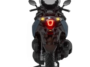 ‘Soán ngôi’ Honda SH, ‘ông hoàng’ xe ga đẹp mê ly ra mắt: Công nghệ tối tân, giá rẻ so với trang bị
