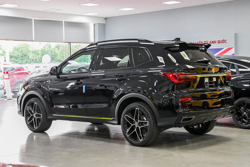 SUV hạng C rẻ bậc nhất tại Việt Nam giảm giá 120 triệu đồng trong tháng 9