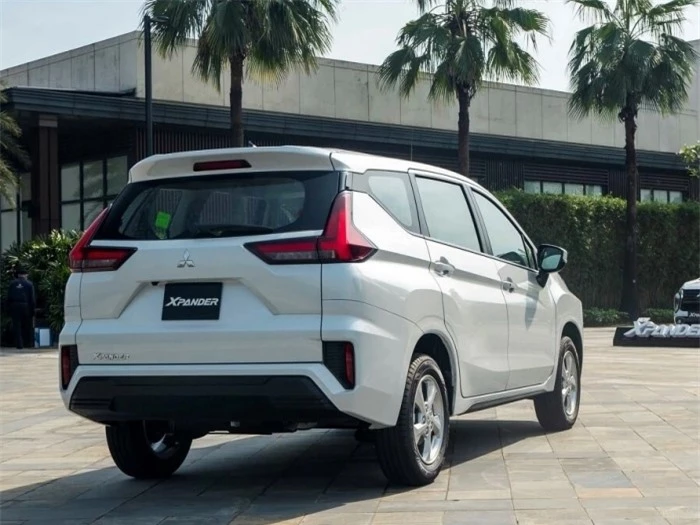 Giá xe Mitsubishi Xpander lăn bánh giữa tháng 9/2024 ‘rẻ như bèo’ với ưu đãi kép hấp dẫn khách Việt ảnh 3