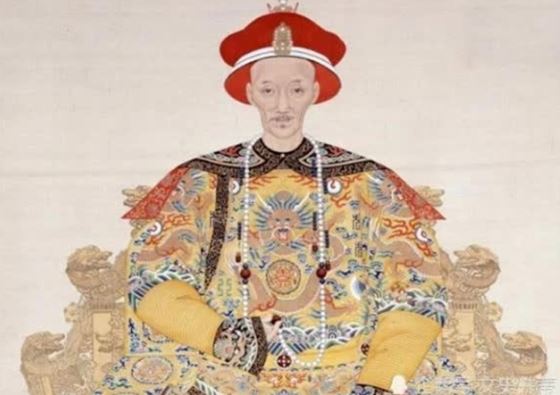 Vị hoàng đế bủn xỉn nhất lịch sử Trung Quốc: Cả đời mặc đồ chắp vá, sinh nhật vợ tặng 2 chiếc thủ lợn