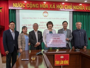 Hiệp hội Doanh nghiệp Lâm Đồng ủng hộ hơn 260 triệu đồng giúp đỡ đồng bào các tỉnh phía Bắc