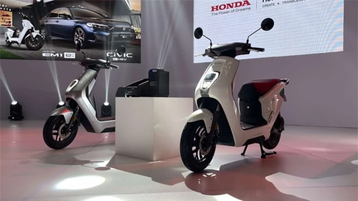 honda-em1