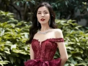 Cô là người đẹp 'hàng trăm năm mới có một', từng chinh phục ba Ảnh đế bằng nhan sắc, nay gần 48 tuổi vẫn chưa kết hôn