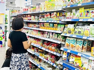 Siêu thị bán hàng không lợi nhuận nhằm chia sẻ khó khăn với người dân vùng lũ phía Bắc