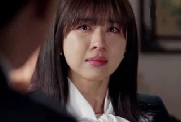 Lam lũ bao năm cùng chồng trả nợ, khi nhà xe đầy đủ tôi lại ứa nước mắt nhìn anh bên tình trẻ