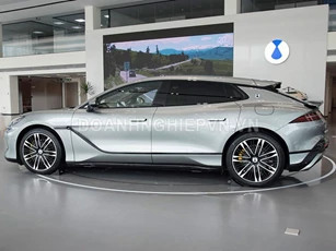Xe hơi đẹp như Porsche, công suất 952 mã lực, giá gần 1,1 tỷ đồng