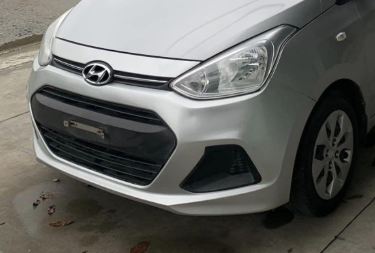Hyundai Grand i10 bản nhập khẩu rớt giá mạnh sau 7 năm lăn bánh