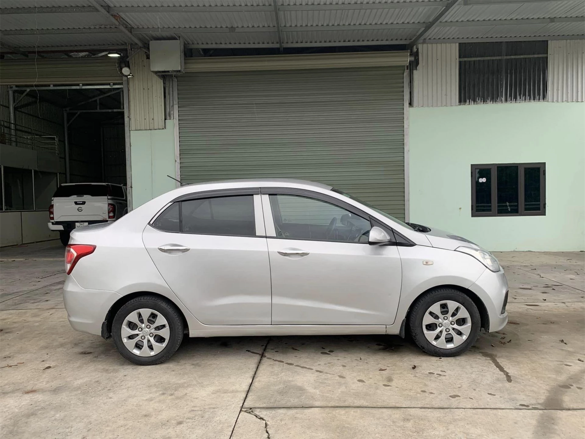 Hyundai Grand i10 bản nhập khẩu 2017 khấu hao ra sao sau 7 năm lăn bánh 532150