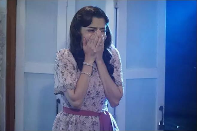 Đến thăm bố mẹ chồng cũ, tôi bật khóc khi thấy tấm ảnh trên bàn thờ