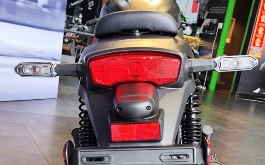 Hạ đo ván Honda Winner X, ra mắt ‘chiến binh côn tay' mới át vía Yamaha Exciter với ABS 2 kênh, giá cực rẻ