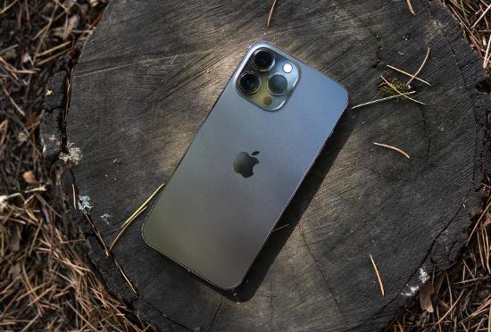 Đây là iPhone thép xanh cao cấp không thua iPhone 16 Pro Max nhiều, giá rẻ như bèo cuối tháng 9