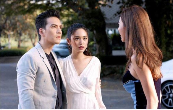 Ôm bụng bầu 7 tháng đi đánh ghen, tôi bẽ bàng khi “tiểu tam” đứng trước mặt