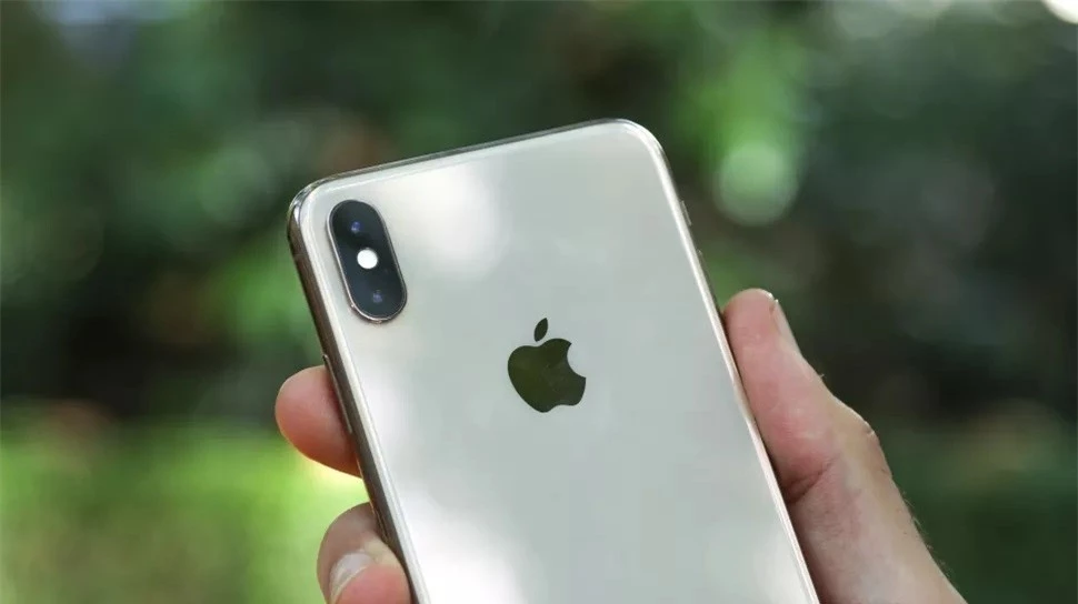 iphone-xs-max-t4-6-1681812624.jpg