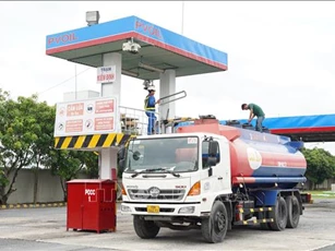 Thủ tướng Chính phủ chỉ đạo triển khai các giải pháp bảo đảm cung ứng xăng dầu